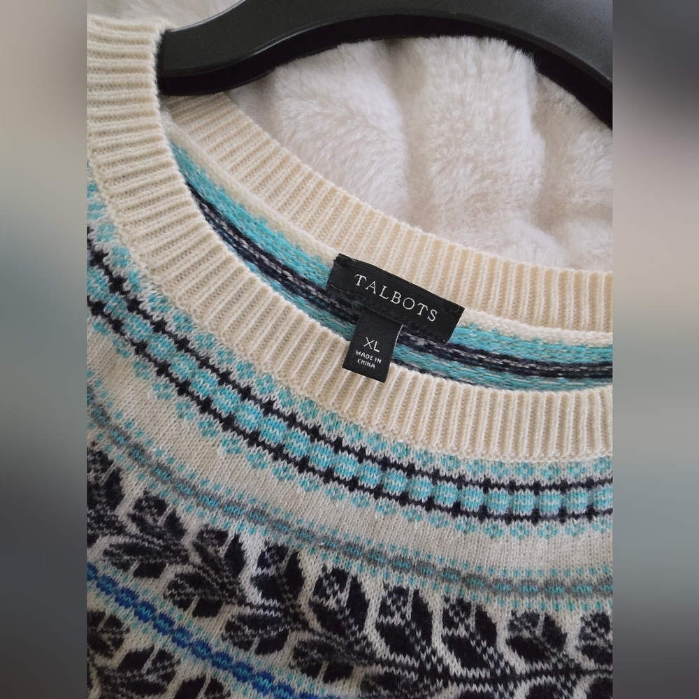 Talbots Women's Sweater - Cream, Blue, and Black